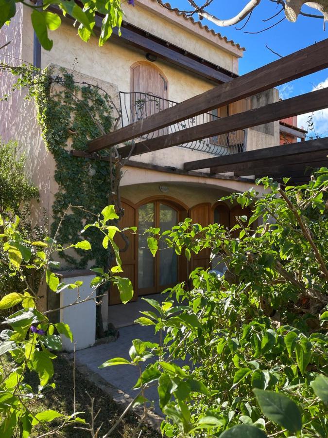 Casa Delle Farfalle Chia Luaran gambar