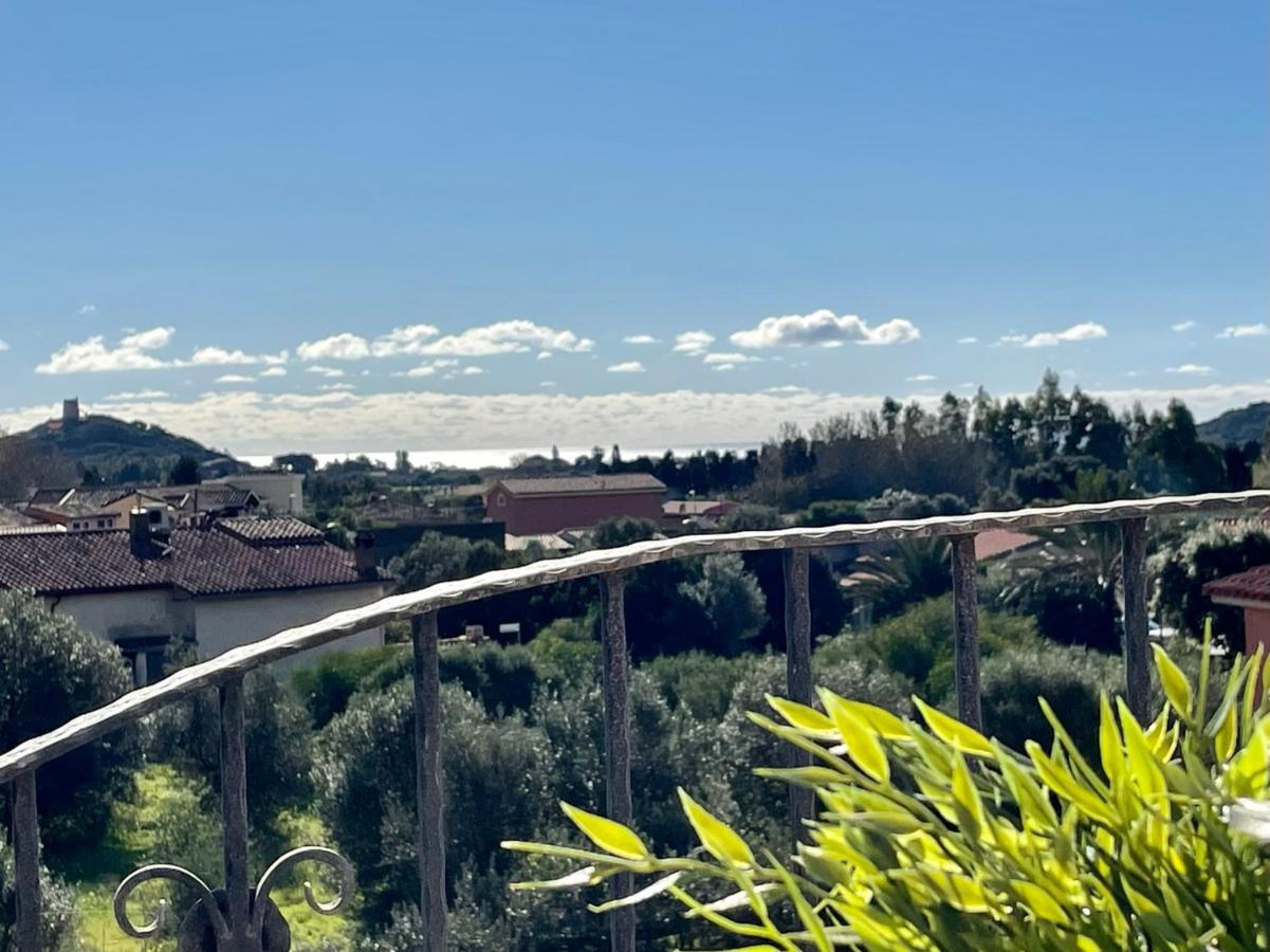Casa Delle Farfalle Chia Luaran gambar